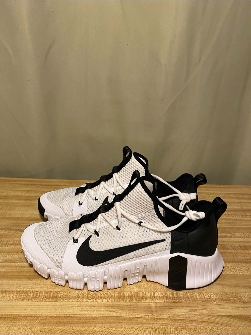Nike Free Metcon 3 Cross Training Agility Workout Shoes White Black Mens size 16